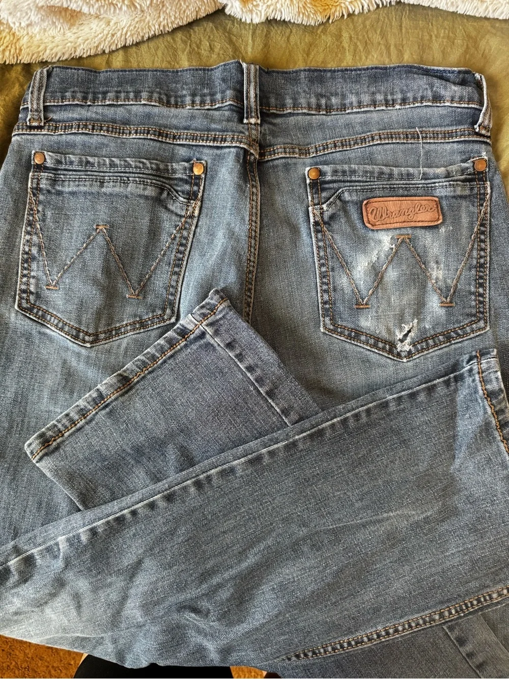 Wrangler Light Blue Men’s Bootcut Jeans with Back Patch